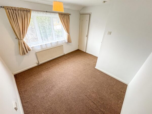 Glastonbury Road, Corby