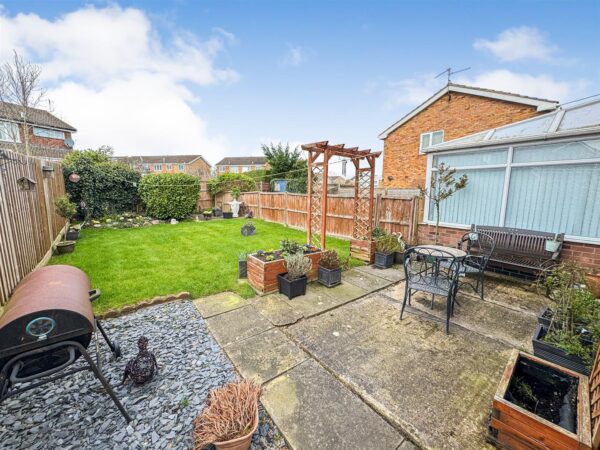 Brandenburg Road, Corby