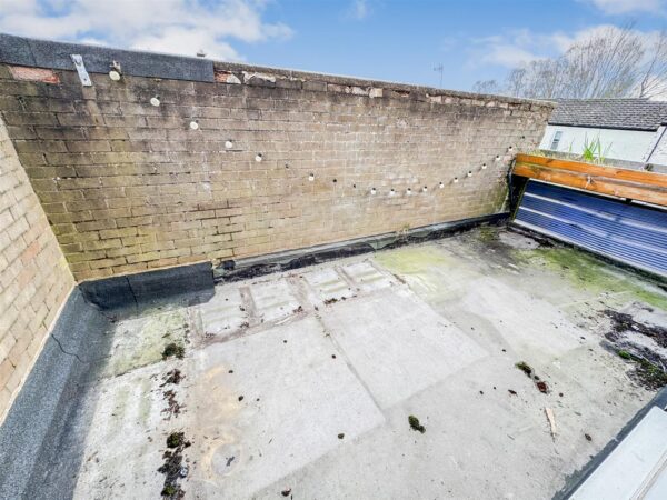 Holyrood Walk, Corby