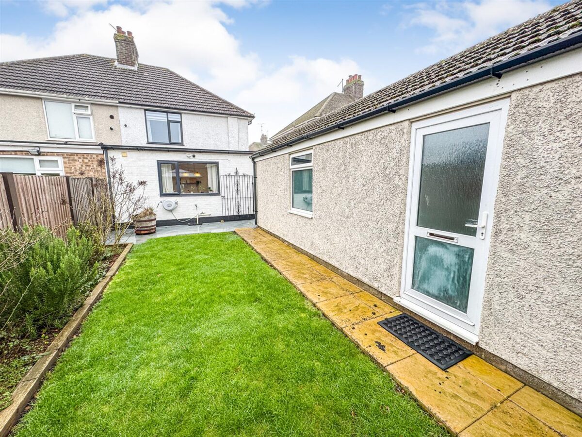 Stockwood Drive, Corby