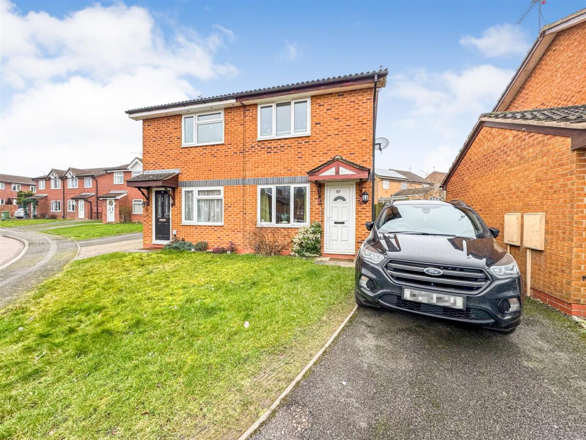 Berneshaw Close, Corby