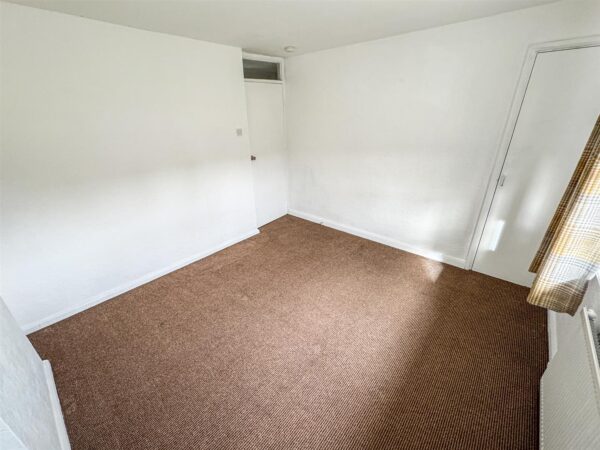 Glastonbury Road, Corby