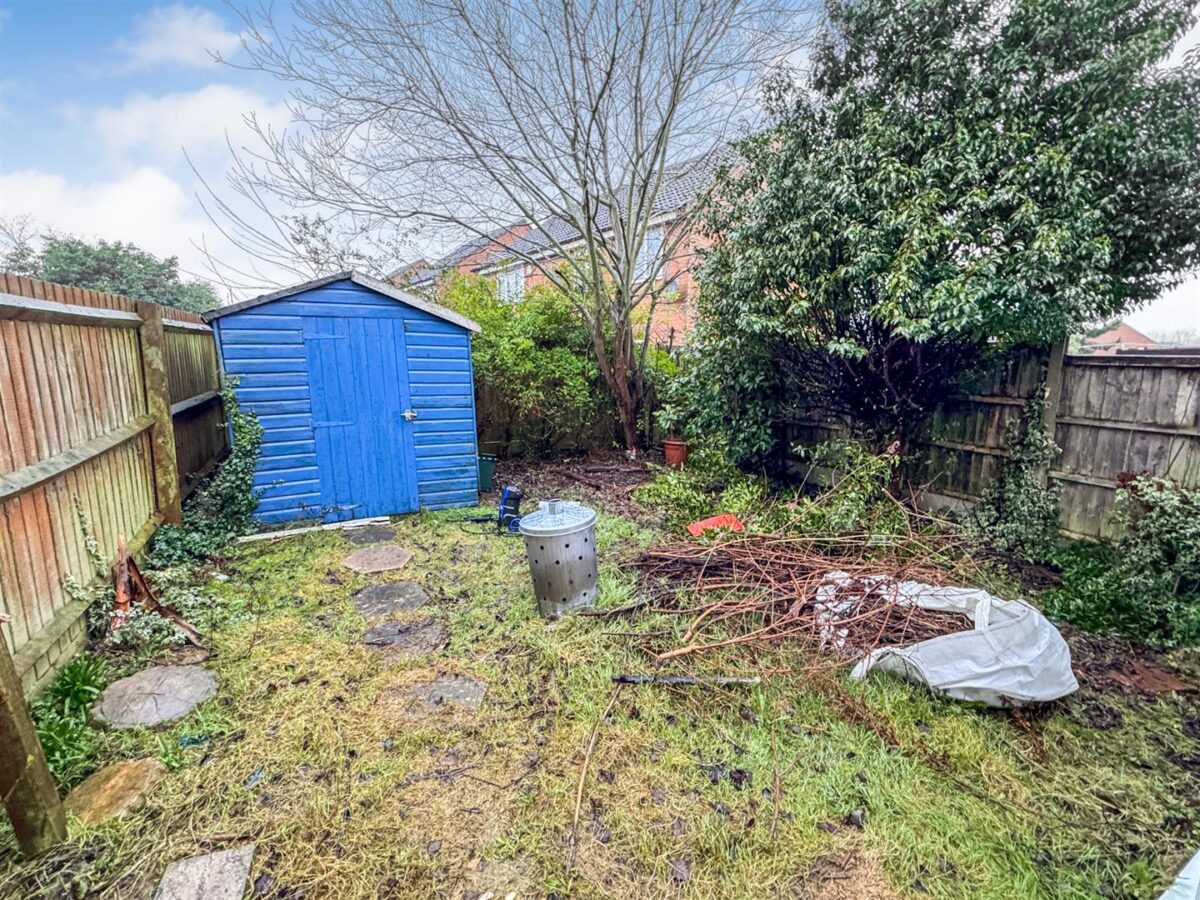 Barth Close, Great Oakley, Corby