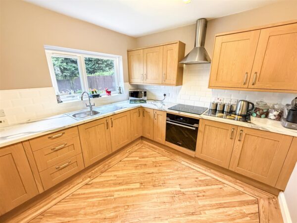 Pevrel Place, Desborough, Kettering