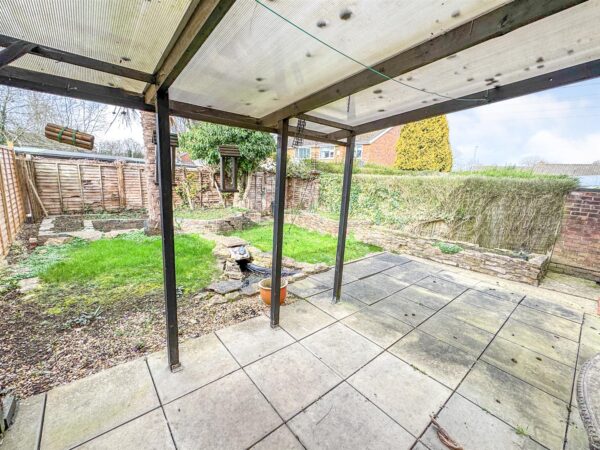 Glastonbury Road, Corby