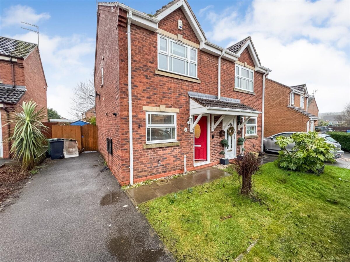 Barth Close, Great Oakley, Corby