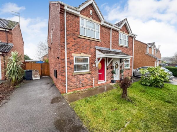 Barth Close, Great Oakley, Corby