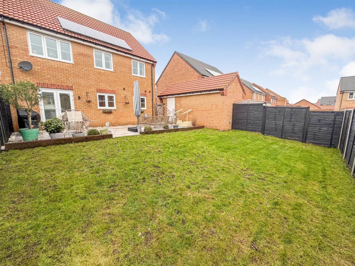 Livingstone Road, Corby