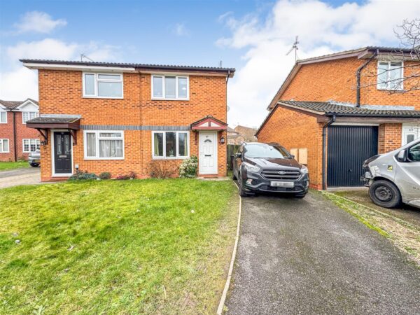 Berneshaw Close, Corby