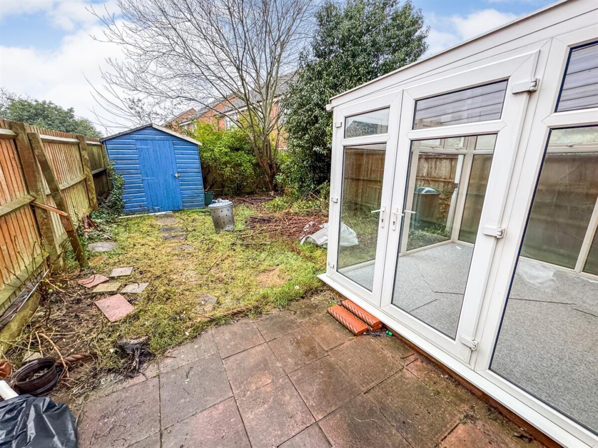 Barth Close, Great Oakley, Corby