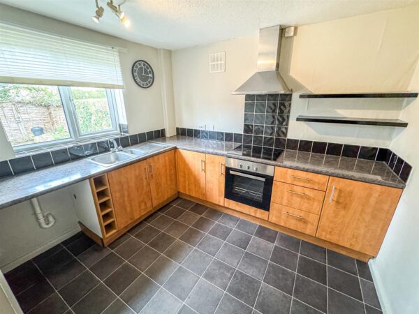 Glastonbury Road, Corby