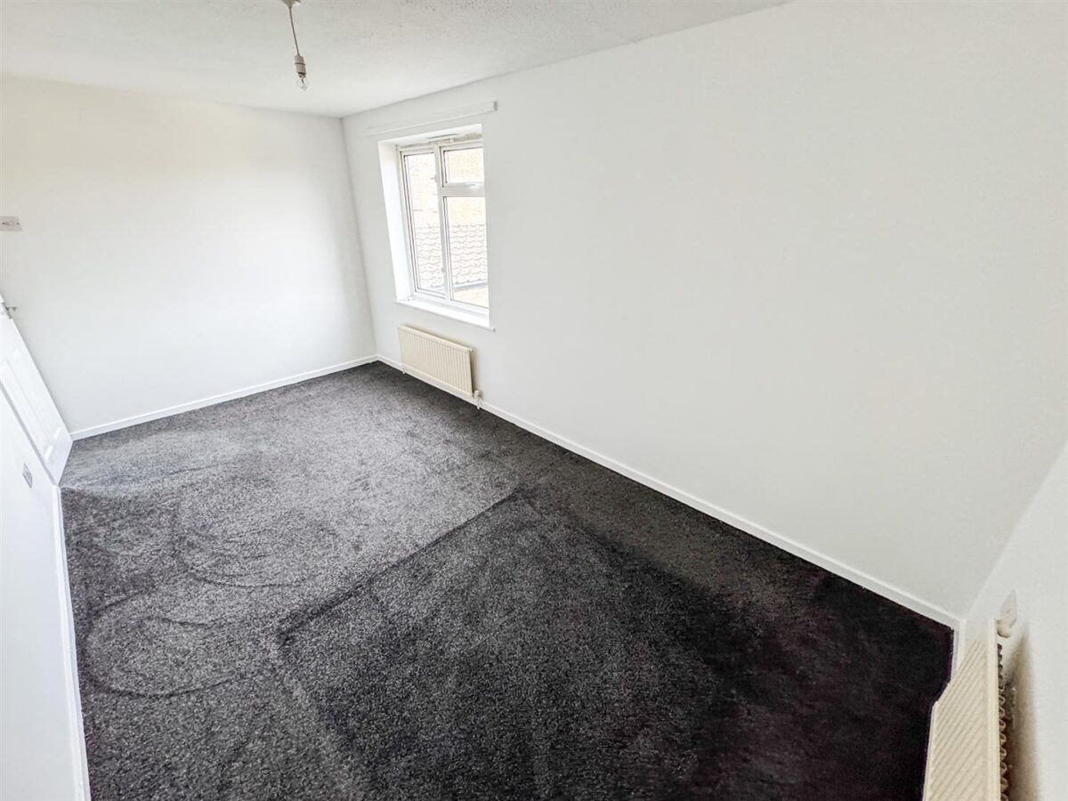 Holyrood Walk, Corby