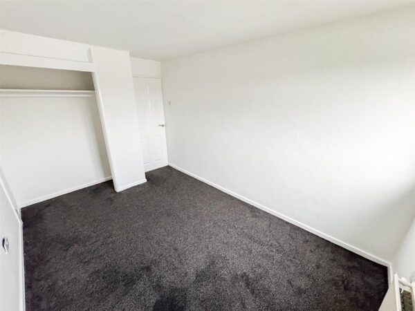 Holyrood Walk, Corby