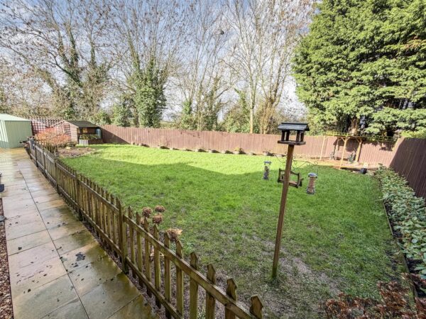 Pevrel Place, Desborough, Kettering