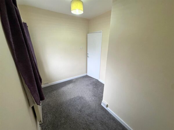 Woodfield Grove, Corby