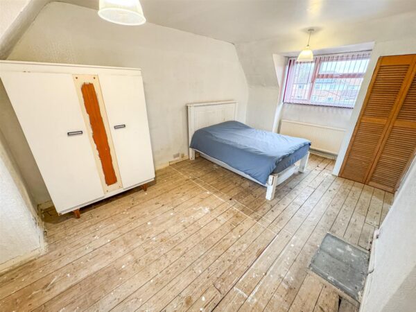 Tanfields Grove, Corby