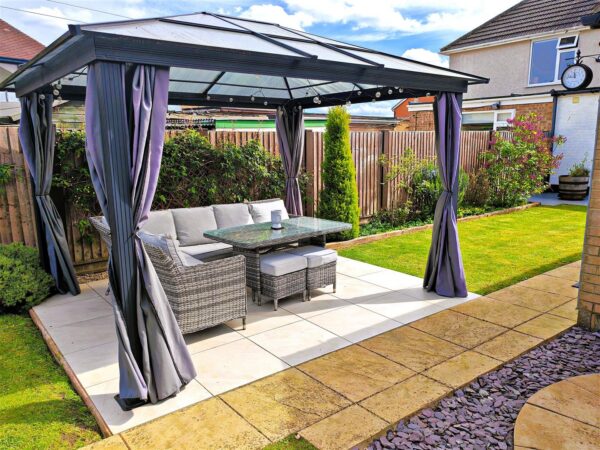 Stockwood Drive, Corby