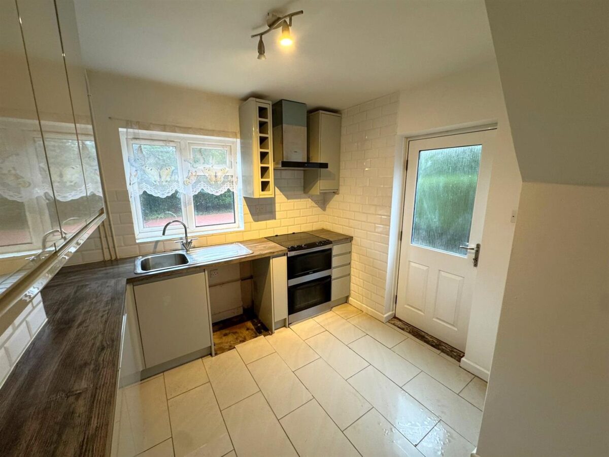 Woodfield Grove, Corby