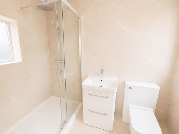 Corby Road, Weldon, Corby