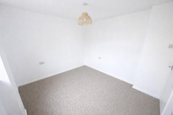 Holyrood Walk, Corby