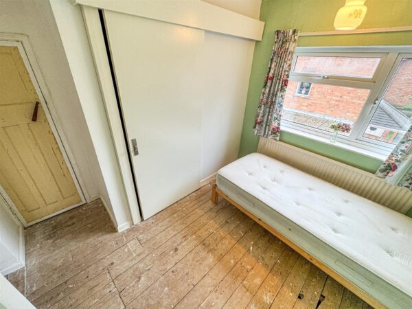 Tanfields Grove, Corby