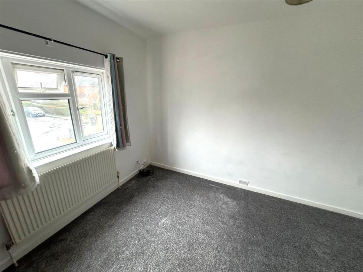 Woodfield Grove, Corby