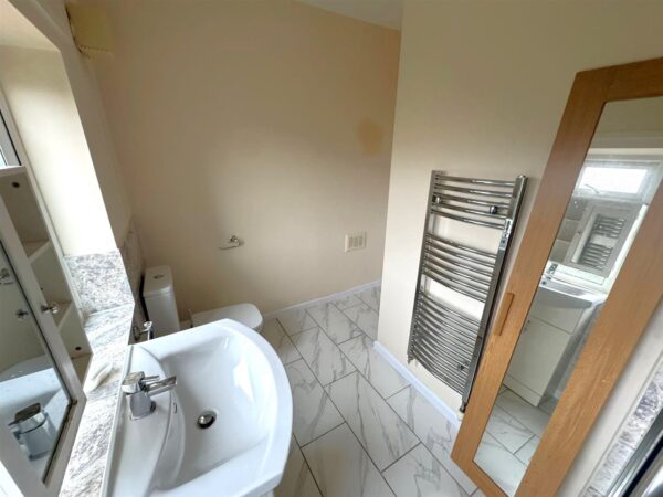 Woodfield Grove, Corby