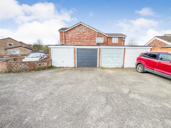 Brandenburg Road, Corby