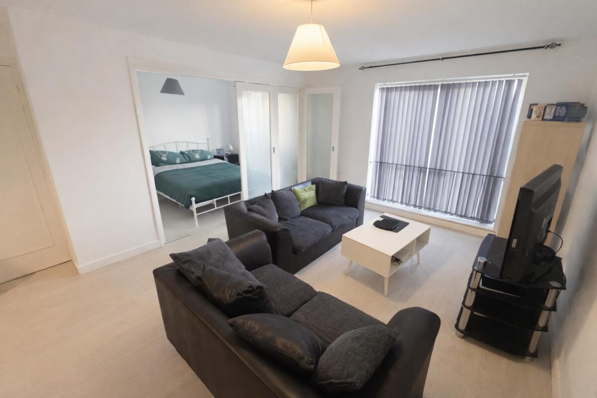 Hill Street, Kettering