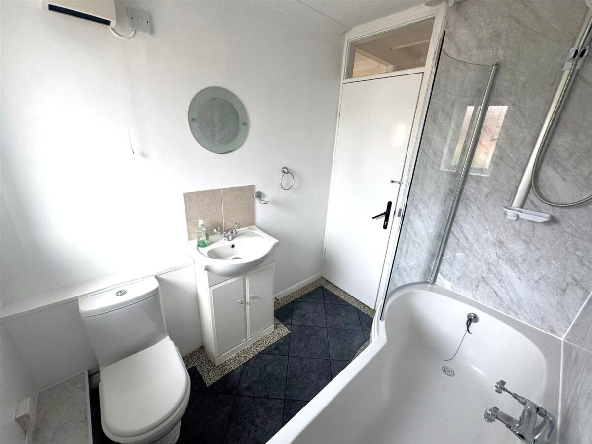 Telfords Lane, Corby