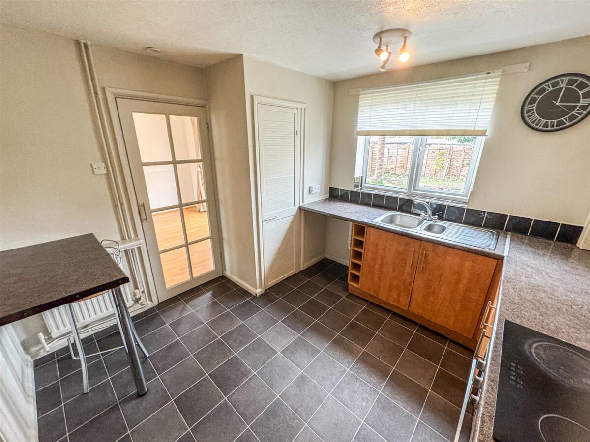 Glastonbury Road, Corby