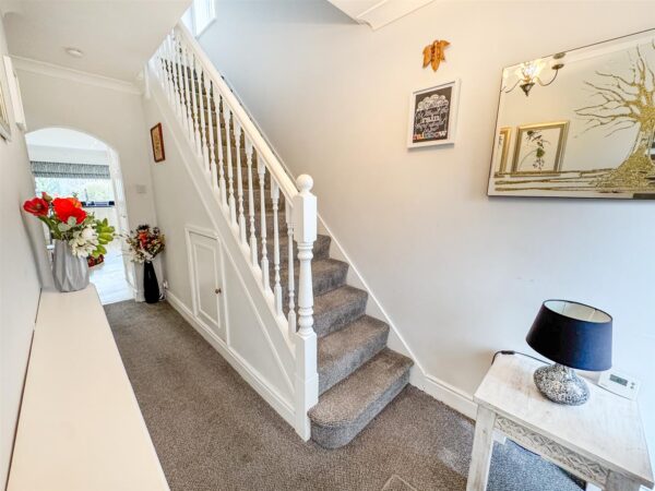 Woodlands Avenue, Corby