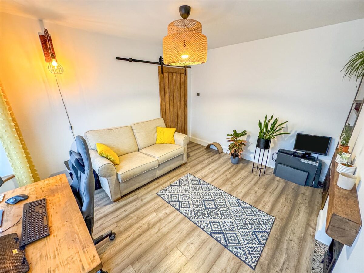 Stockwood Drive, Corby