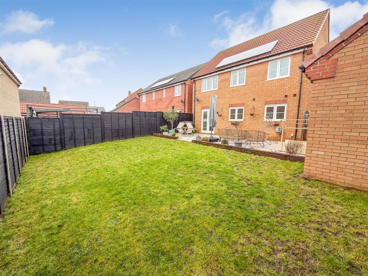 Livingstone Road, Corby