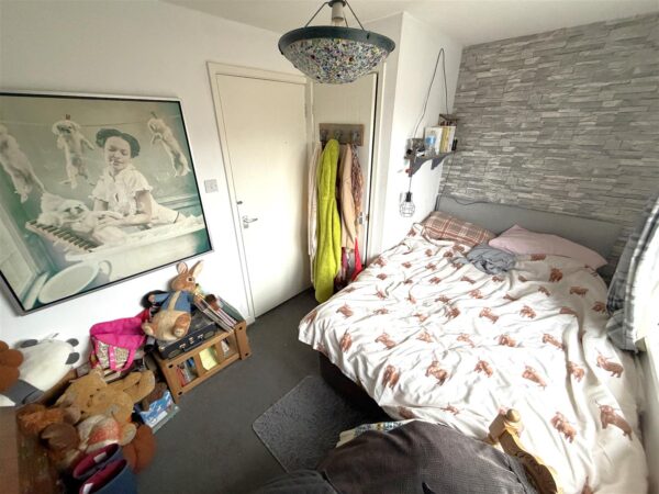 Barth Close, Great Oakley, Corby