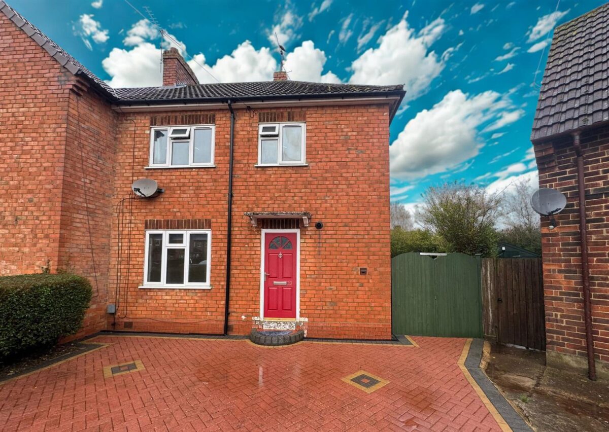 Woodfield Grove, Corby