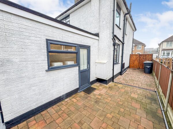 Stockwood Drive, Corby