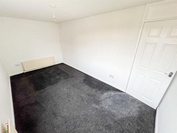 Holyrood Walk, Corby