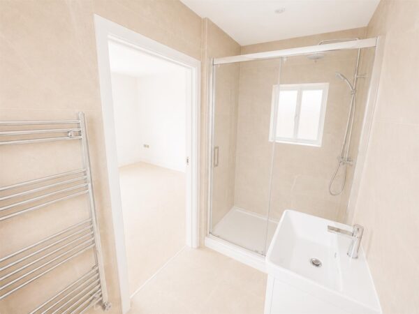 Corby Road, Weldon, Corby
