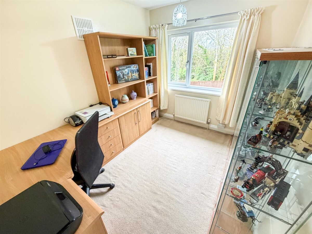 Pevrel Place, Desborough, Kettering