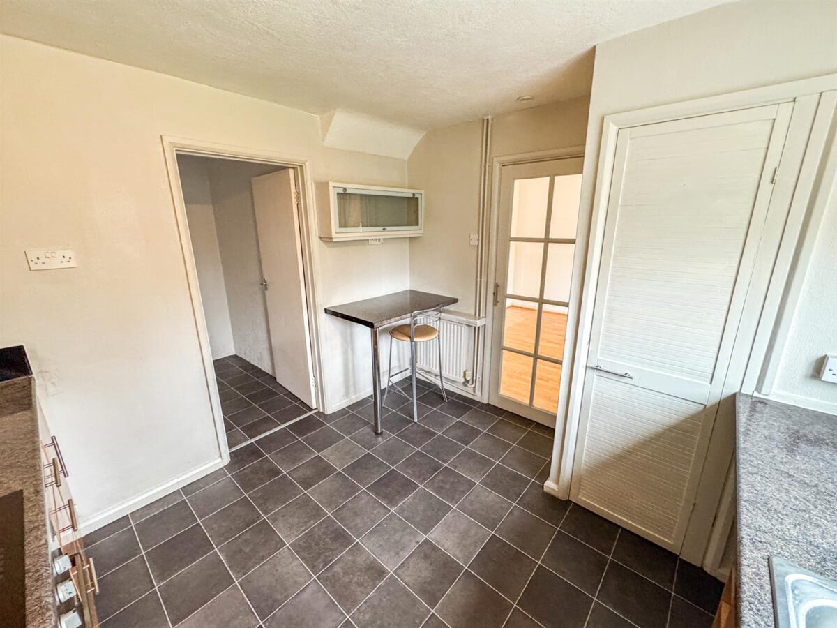 Glastonbury Road, Corby