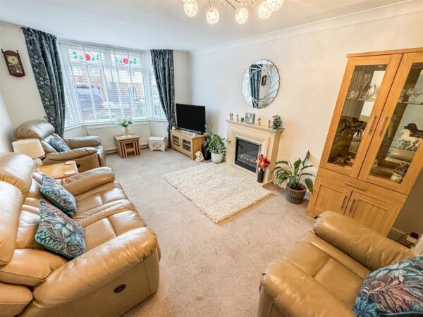 Woodlands Avenue, Corby