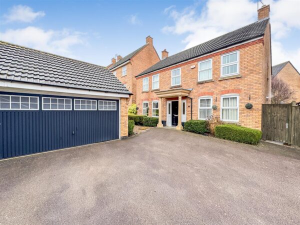 Fieldfare Close, Corby