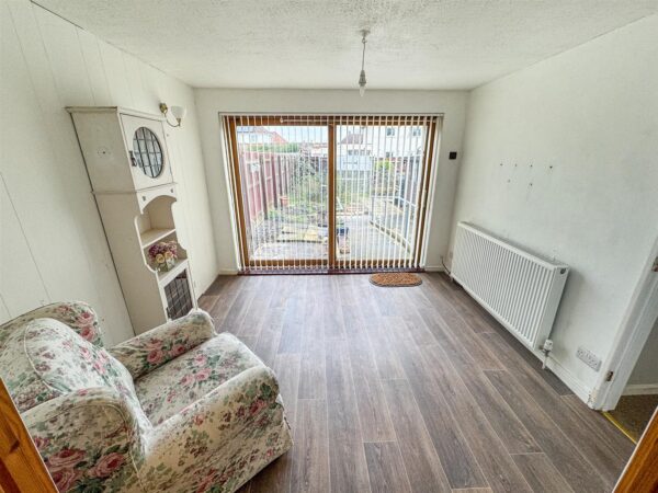 Tanfields Grove, Corby