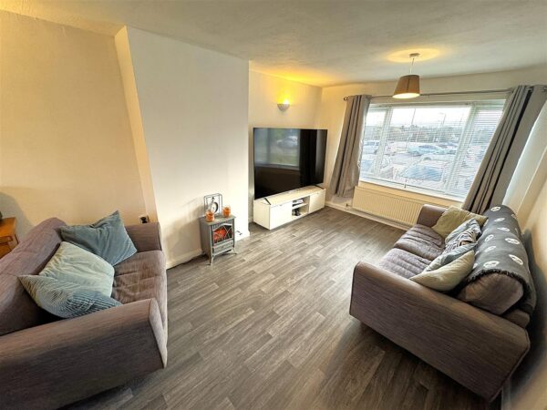 Elizabeth Street, Corby