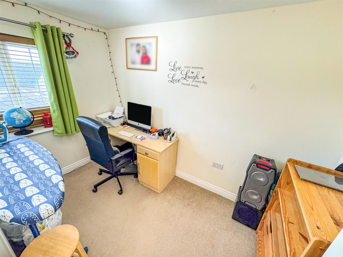 Livingstone Road, Corby