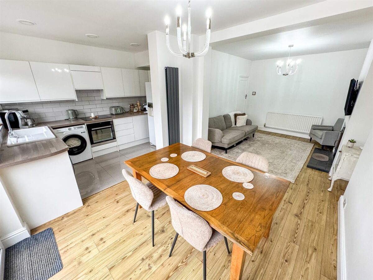 Wheatley Avenue, Corby