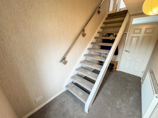 Brisbane Gardens, Corby