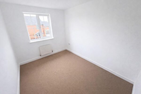 Nuthatch Close, Corby