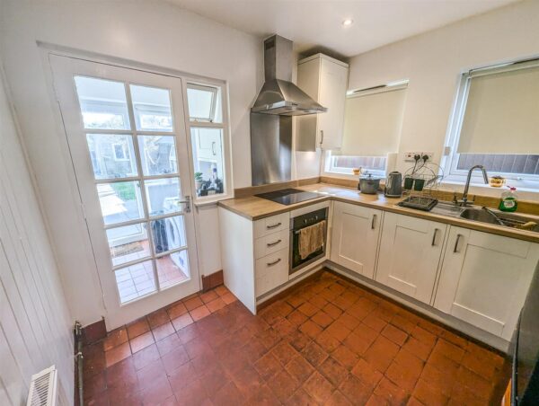 Cottingham Road, Corby